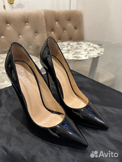 Туфли лодочки черные лаковые