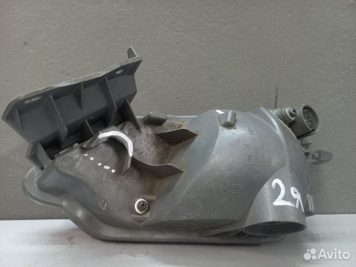 Фонарь противотуманный задний левый Toyota Rav 4