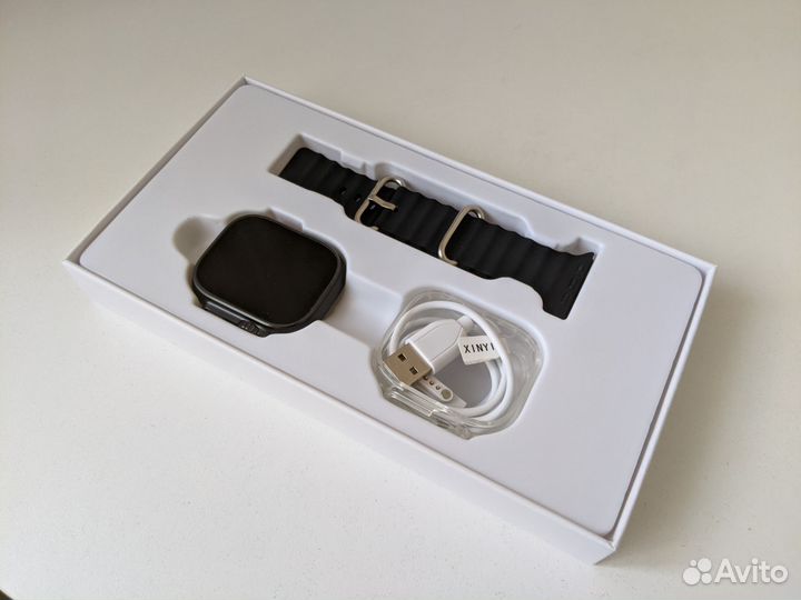 Смартфон в формате часов