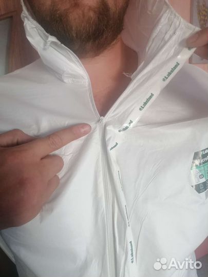 Защитный костюм