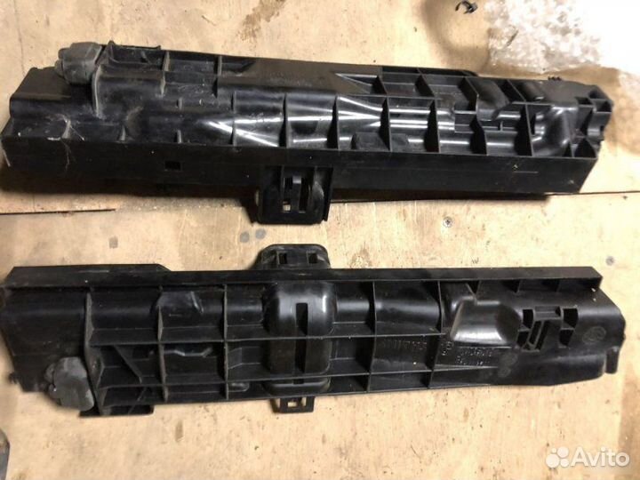 Крепление кассеты радиаторов Bmw 3 E90