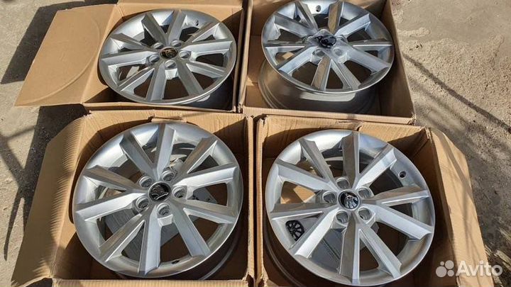 Литые диски Skoda Rapid r16