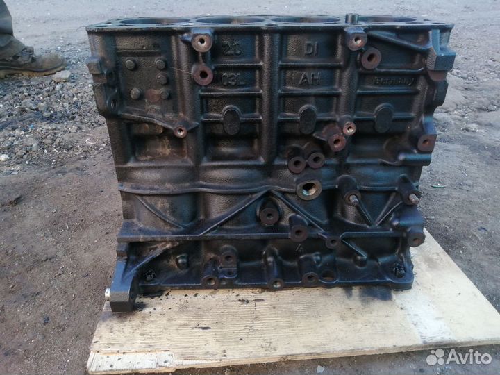 Блок цилиндров cbab 2.0TDI VW Audi