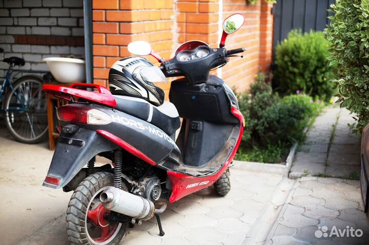 Скутер hors-motors