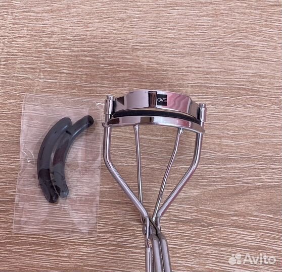Щипцы для завивки ресниц QVS новые