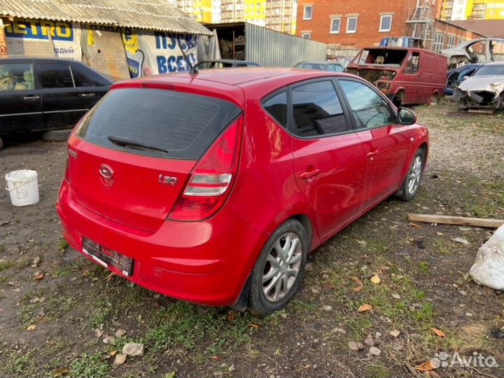 Кузов по частям Hyundai I30 1 FD G4FC 1.6 2009