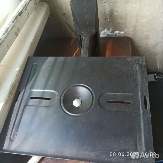 Кронштейн для телевизора