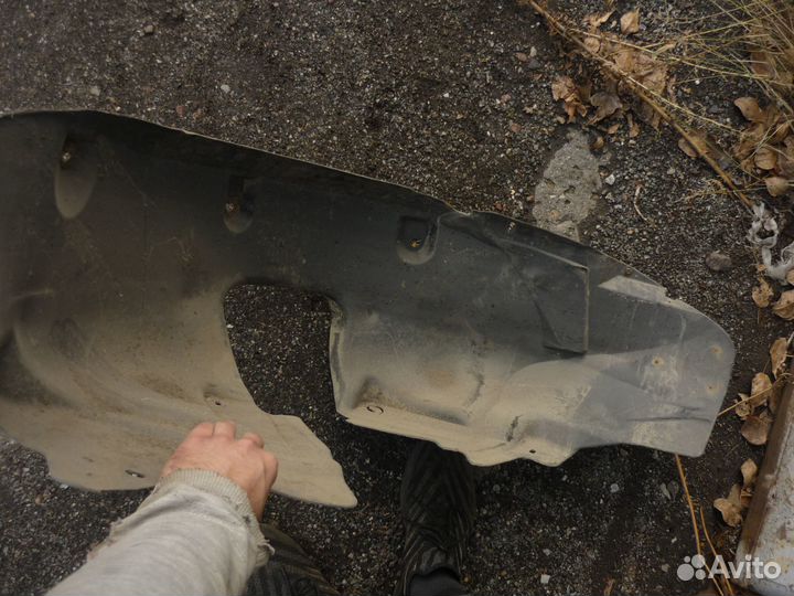 Подкрылок задний левый Форд Мондео 3