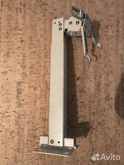 Кронштейн для проектора