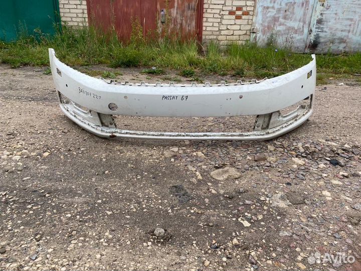 Бампер передний на Volkswagen passat B7