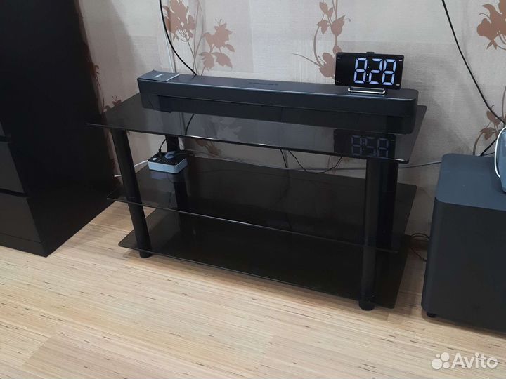 Полка под телевизор бу