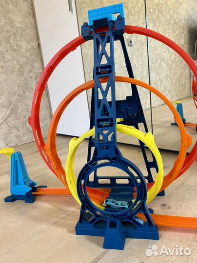 Hot Wheels трек Тройная Петля