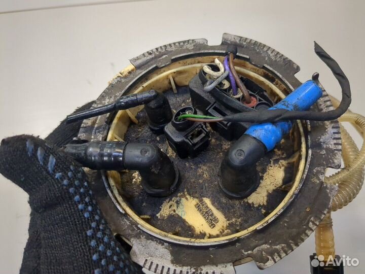 Насос топливный электрический Audi Q7, 2006