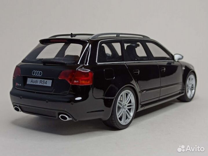 Audi RS4 Avant B7 Black 1:18 Otto Mobile