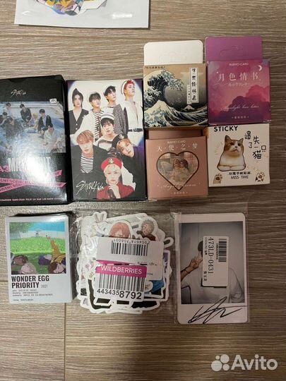 Плакаты и карточки Stray Kids