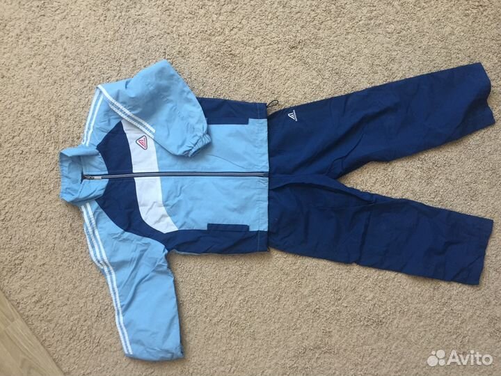 Спортивный костюм