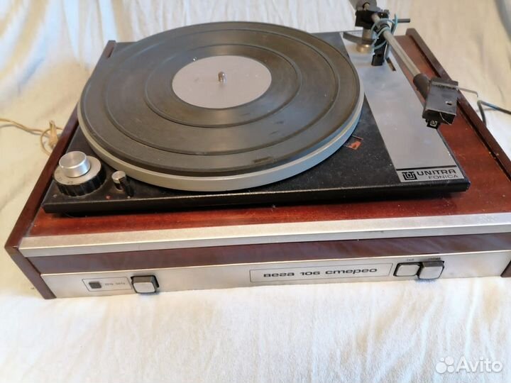Проигрыватель винила Вега 106