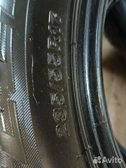 Bridgestone Dueler H/P Sport 235/55 R17