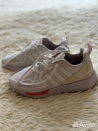 Кроссовки женские adidas 36 размер