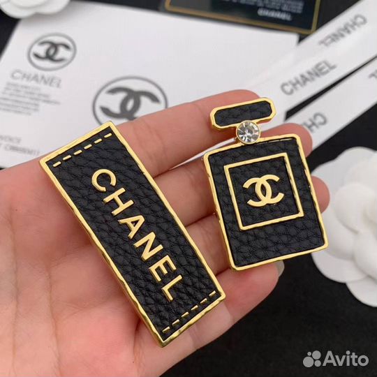 Украшение chanel