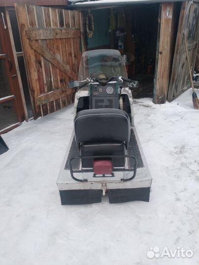 Продается снегоход буран