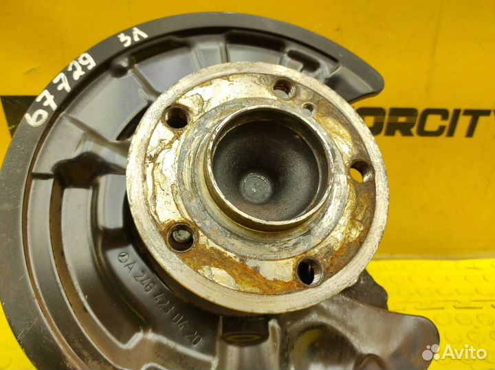 Кулак поворотный задний левый Mercedes-Benz W246