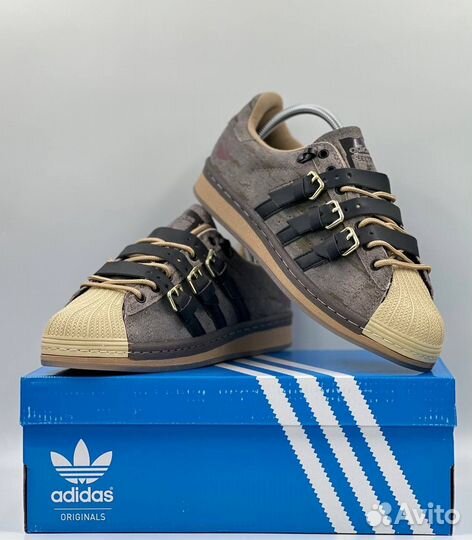 Adidas superstar rabbit