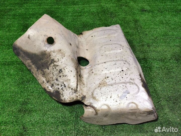 Экран коллектора тепловой Ford Focus 3 1.6