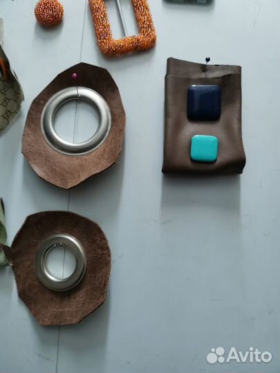 Установка кнопок, обтяжка пуговиц и пряжек