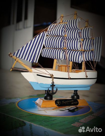 Модель корабля