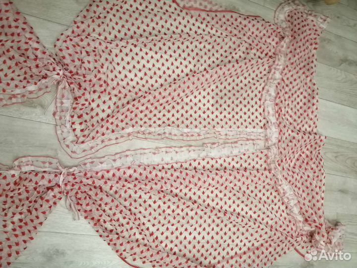 Продаю занавески на кухонной окно