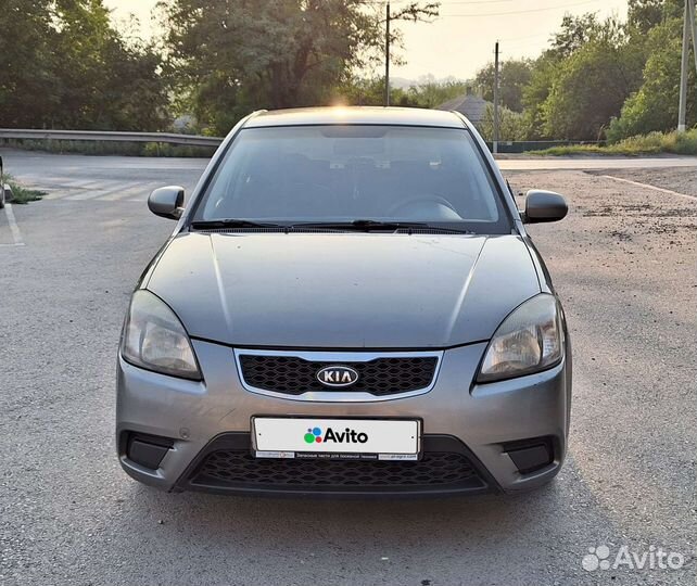 Kia Rio 1.4 AT, 2010, 245 000 км