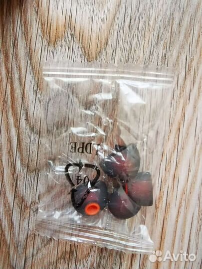 Амбушюры для наушников разные размеры и цвета