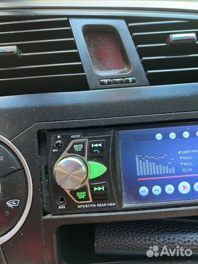 Продам магнитолу бу