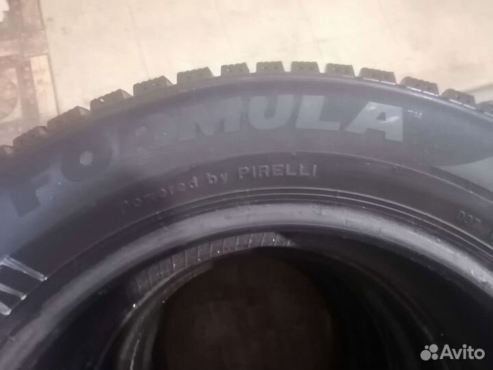 Pirelli Formula Ice 225/60 R17