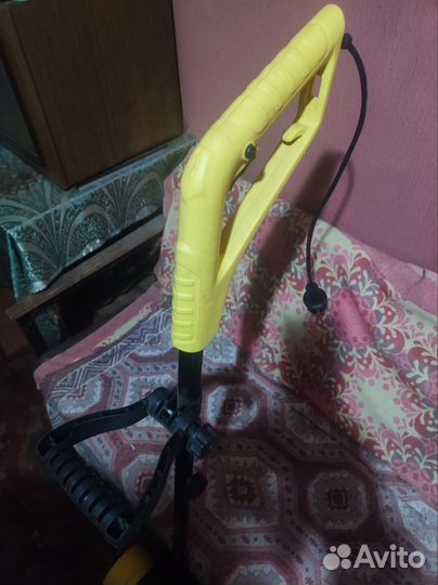 Снегоуборщик электрический