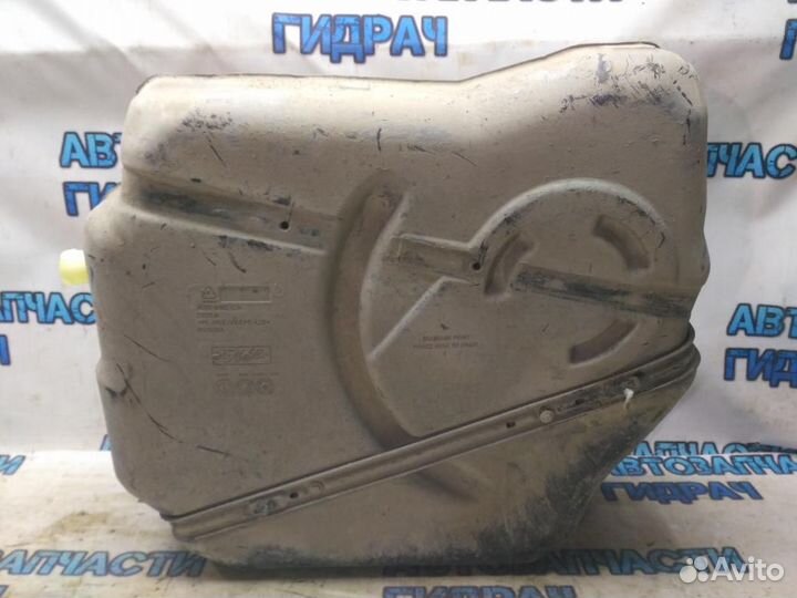 Бак топливный Ford Focus 3 AV619002LA Отличное сос