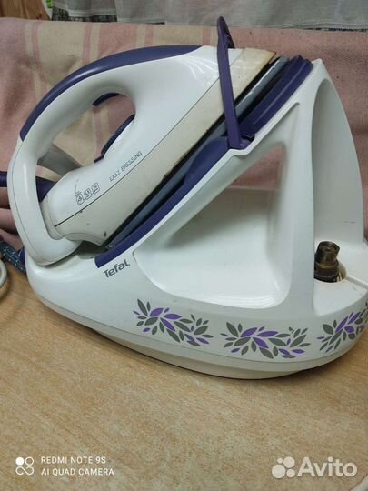 Утюг с парогенератором Tefal