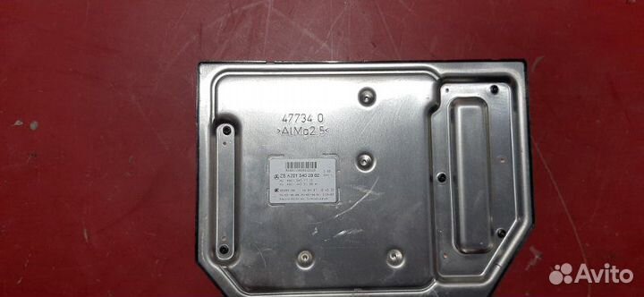 Блок предохранителей передний Mercedes Benz S500