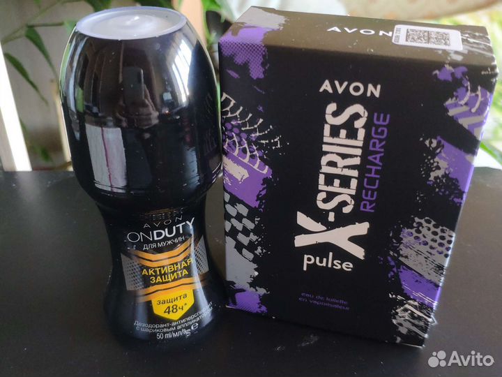 Набор косметики в наличии Avon