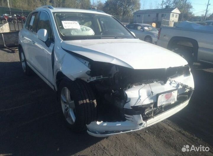 Разбор на запчасти Volkswagen Touareg 2010-2014