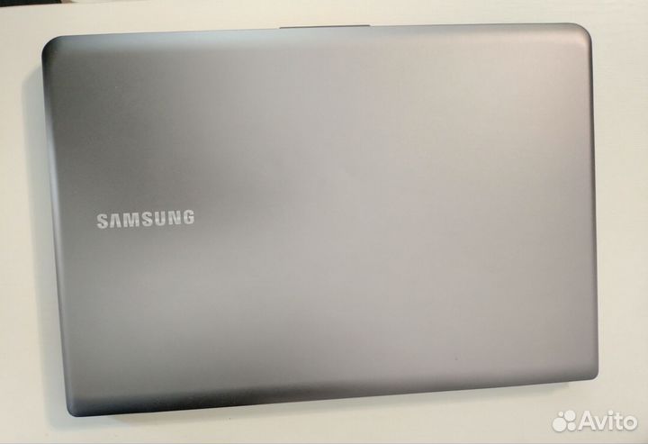 Ноутбук Samsung