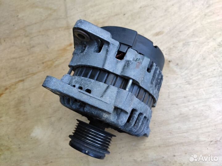 Генератор Z17DTJ Z17DTR на Opel Astra H Zafira B