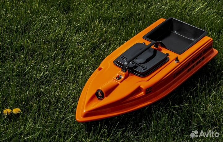 Прикормочный карповый кораблик CamaraD Mono