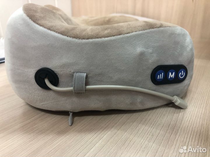 Массажная подушка для шеи