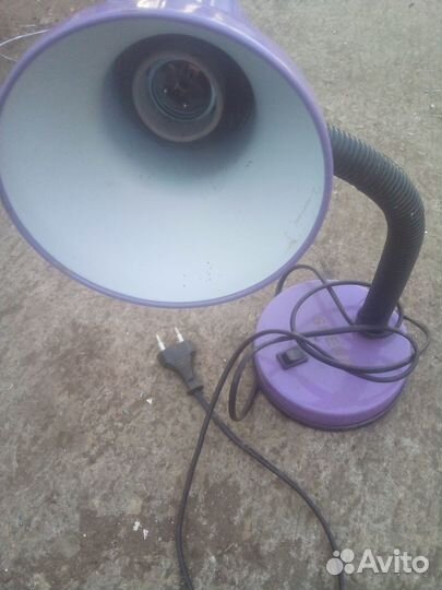 Лампа настольная