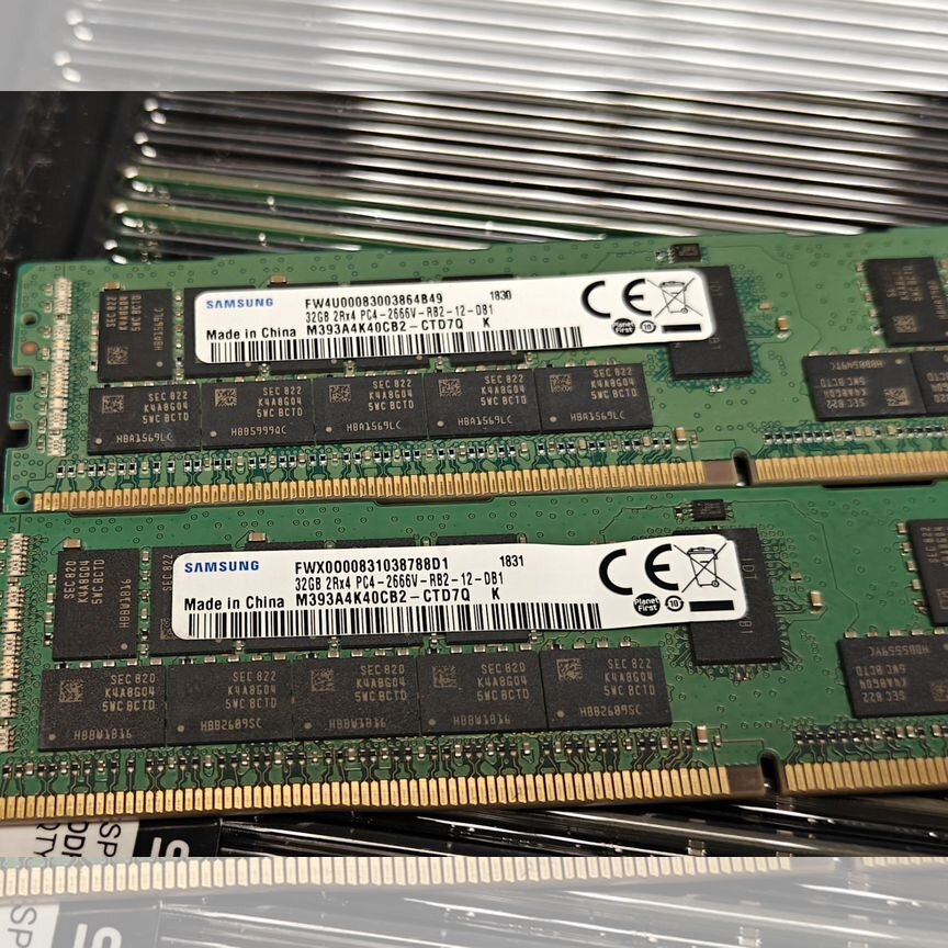 [M393A4K40CB2-CTD7Q] Серверная Память Ddr4 32gb 2666 Ecc Reg M393a4k40cb2-Ctd7q
