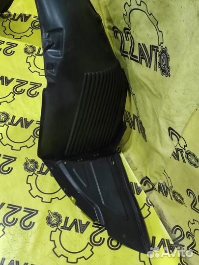 Подкрылок передний правый Kia Ceed 2012-2018