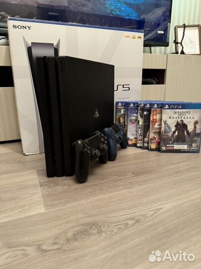 Sony PS 4 PRO + игры + подписка