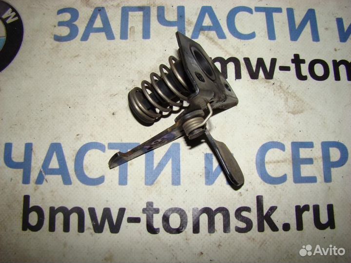 Крюк капота BMW 120i E87 2004 (Запчасти для то) дл
